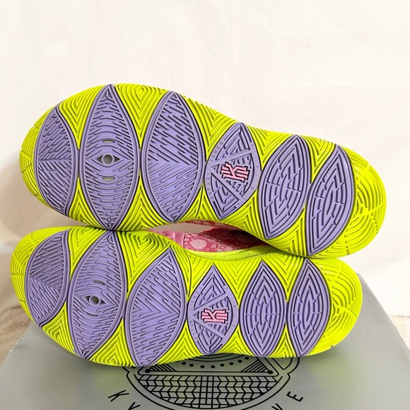 Nike Kyrie 5 Patrick EP size 9 CJ6950-600 2019 PRE-OWNED with BOX - Picture 7 of 10